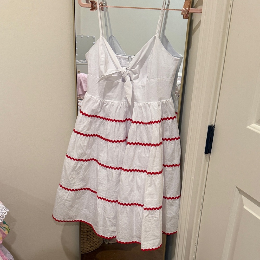 Moodie White and Red Mini Dress